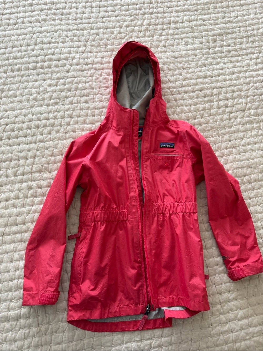 Patagonia Kids' Pink Waterproof Hooded Torrentshell jacket - Picture 6 of 6